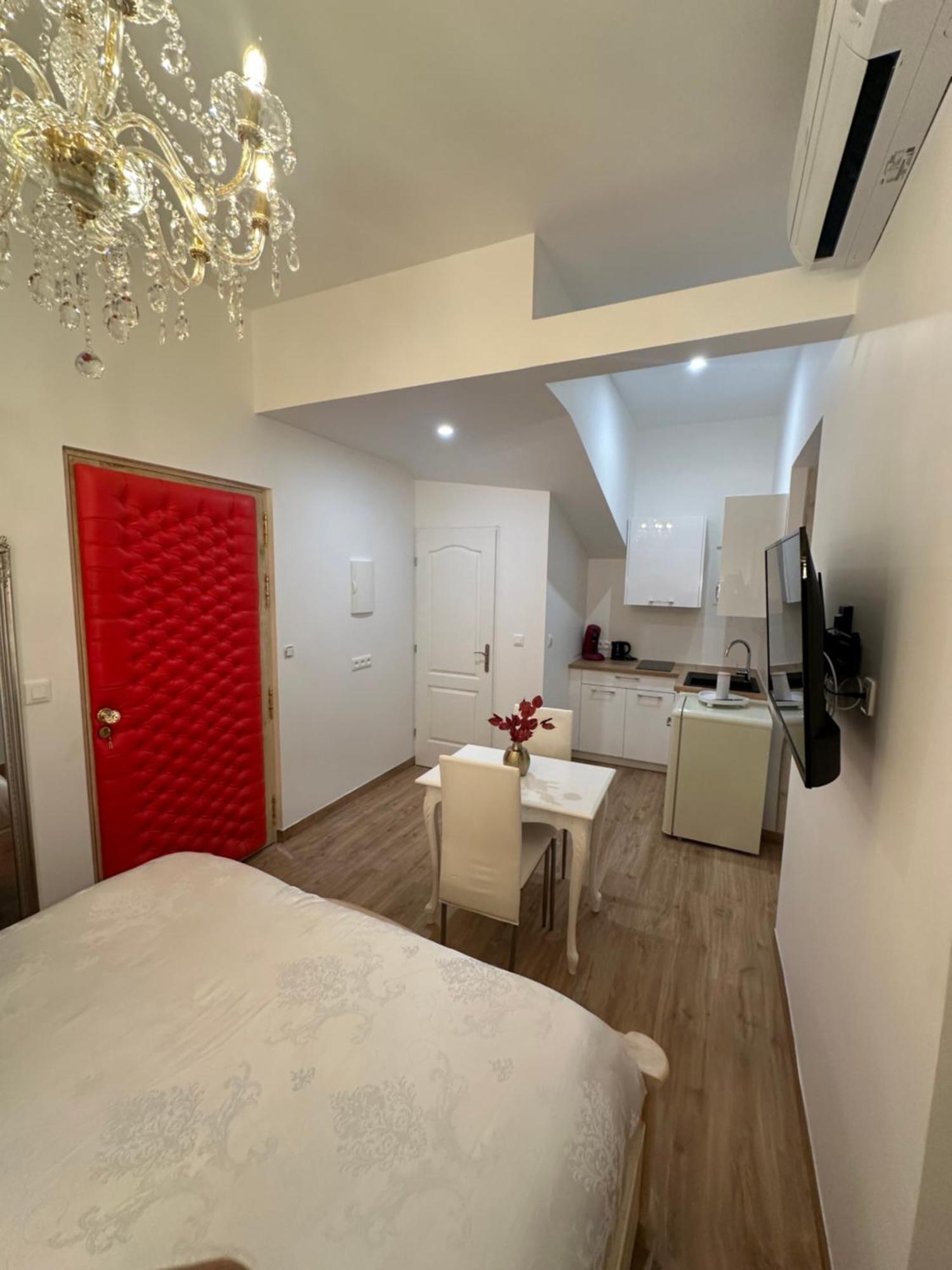 Petit Studio Presbytere Dans L'Eglise Narbonne Eksteriør bilde